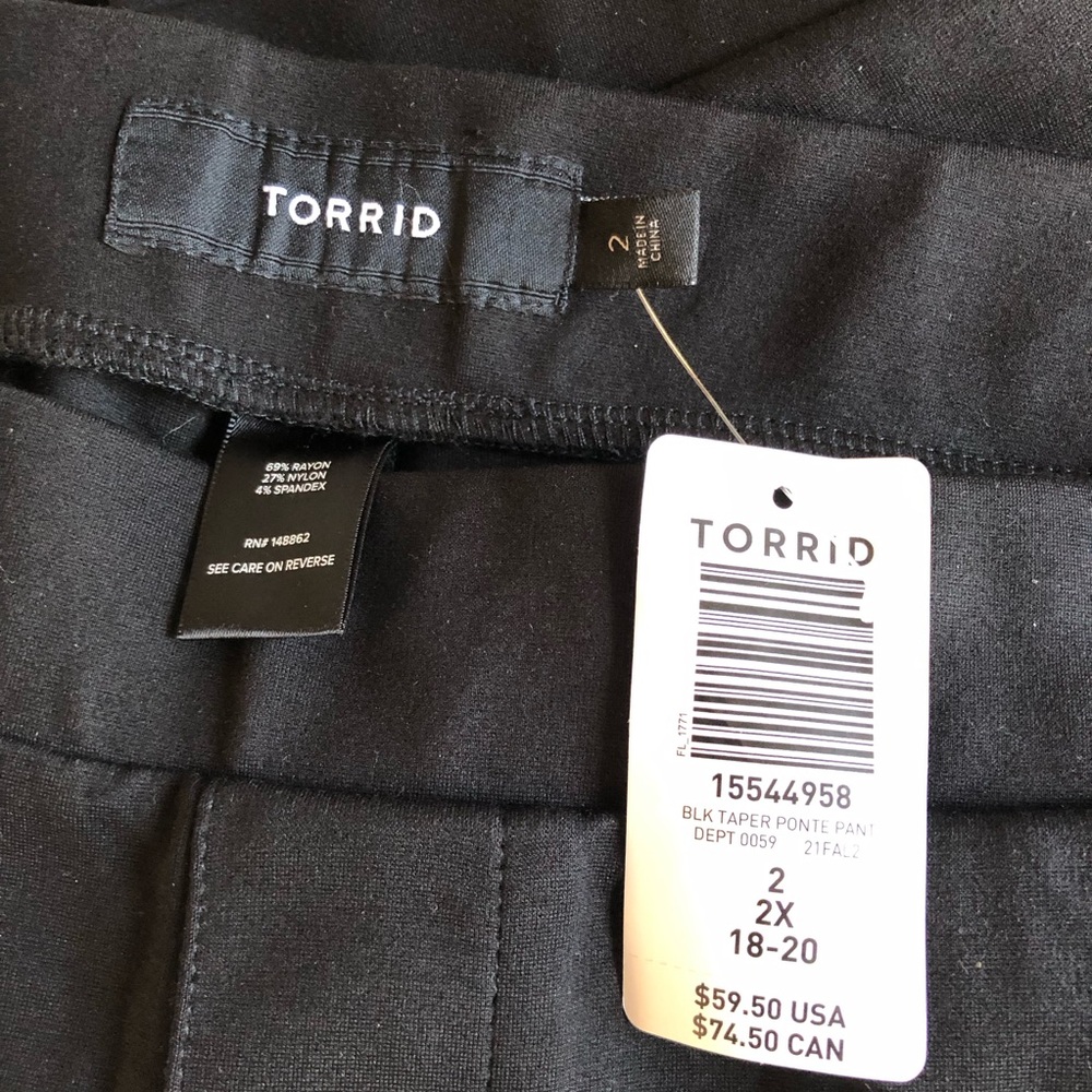 NWT - Torrid Black Pull On Pants w/Front Pockets & Mock Back Pockets - Picture 2 of 9